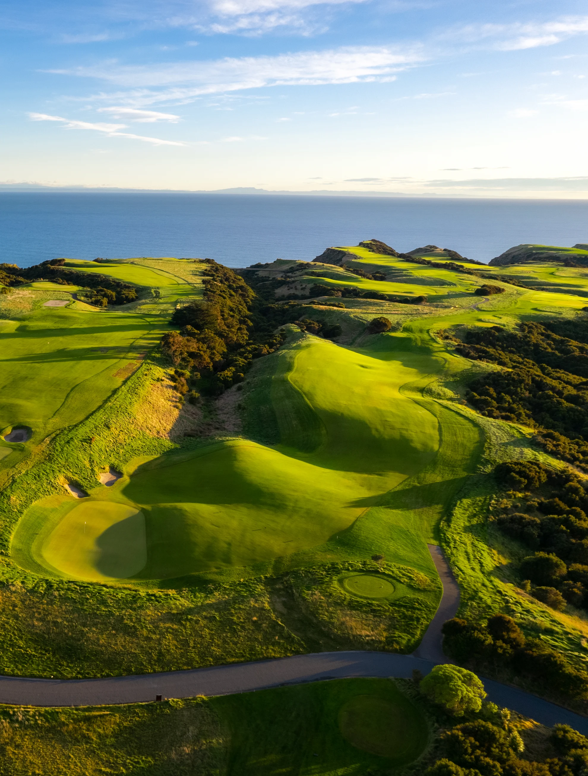 Cape Kidnappers Hole 18 by Ricky Robinson