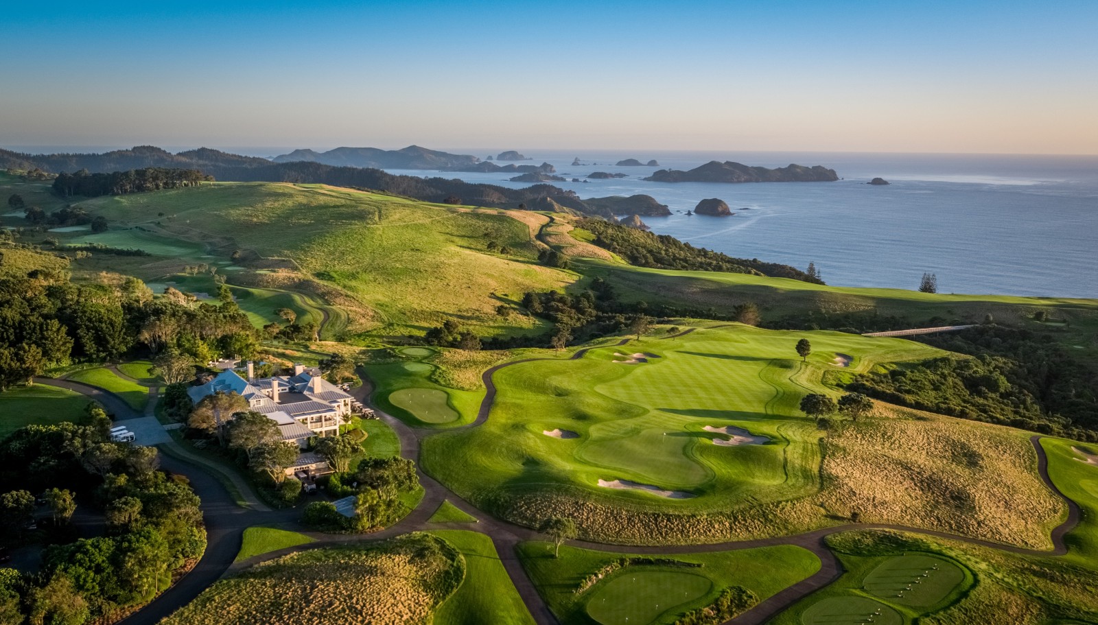 Visual Reference: Womens Golf Magazine Usa Kauri Cliffs