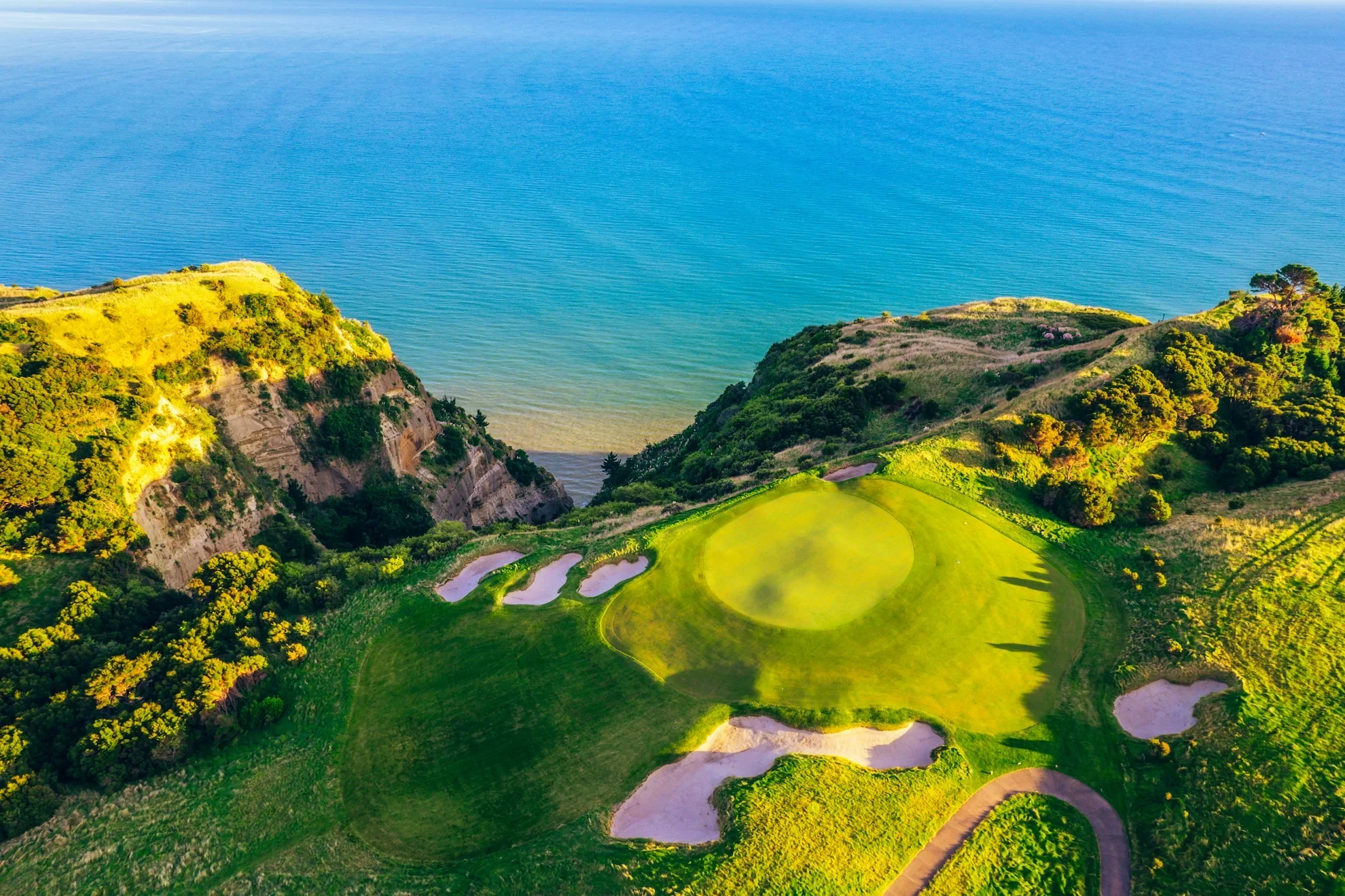 A Luxury Golf Getaway in Hawke’s Bay - Welcome to Rosewood Cape Kidnappers, New Zealand
